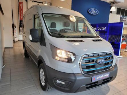 FORD Transit 2T Fg PE 350 L2H2 135 kW Batterie 75/68 kWh Trend Business à vendre à Chaumont - Image n°3