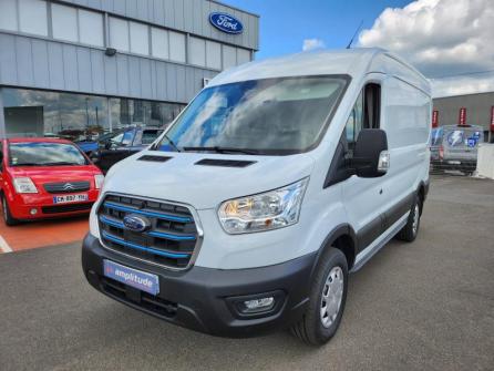 FORD Transit 2T Fg PE 350 L2H2 135 kW Batterie 75/68 kWh Trend Business à vendre à Montargis - Image n°1