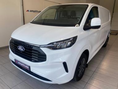 Voir le détail de l'offre de cette FORD Transit Custom Fg 300 L2H1 2.0 EcoBlue 136ch Limited de 2024 en vente à partir de 38 499 € 