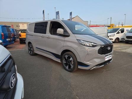 FORD Transit Custom Fg 320 L2H1 2.5 Duratec 232ch Hybride recheargeable Cabine Approfondie Sport CVT à vendre à Orléans - Image n°4